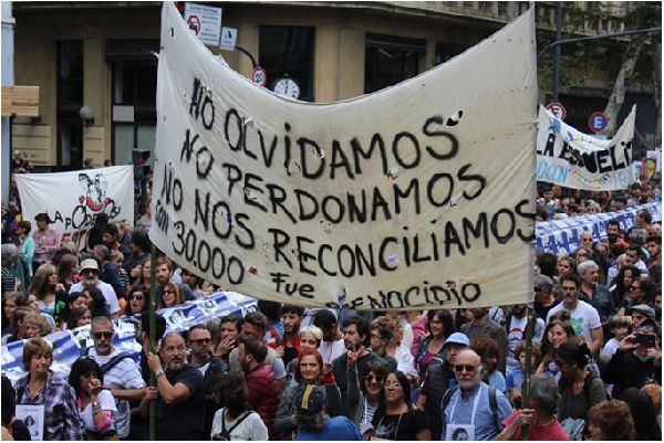 Casi un millÃ³n de personas marcharon en el DÃ­a Nacional por la  Memoria la Verdad y la Justicia en la Ciudad de Buenos Aires 