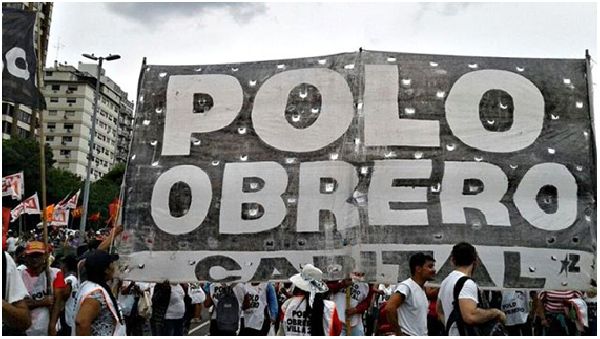 En Liniers Organizaciones Sociales reclamaron contra el ajuste del Gobierno de Mauricio Macri y la crisis econÃ³mica que vive el paÃ­s
