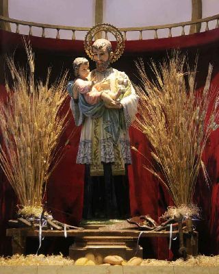 Linea Oeste Más de 500 personas asistieron a la Cena de Navidad del Santuario San Cayetano de Liniers  