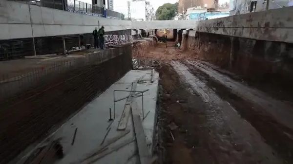Linea Oeste Siguen las obras del Paso Bajo Nivel Irigoyen